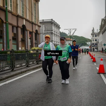 Runner Photo 8588491