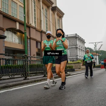 Runner Photo 8588494