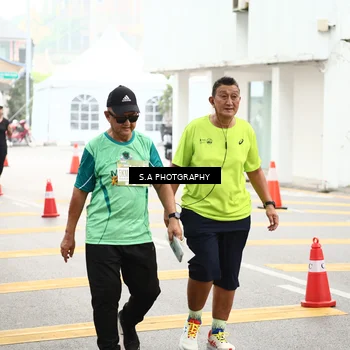 Runner Photo 8588506