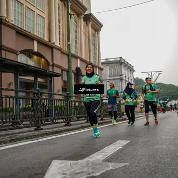 Runner Photo 8588539