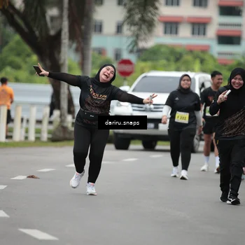 Runner Photo 8588542