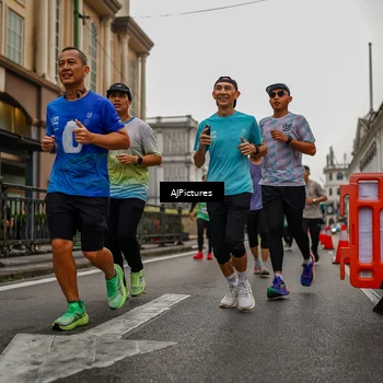 Runner Photo 8588551