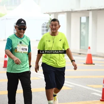 Runner Photo 8588559