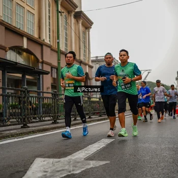 Runner Photo 8588564