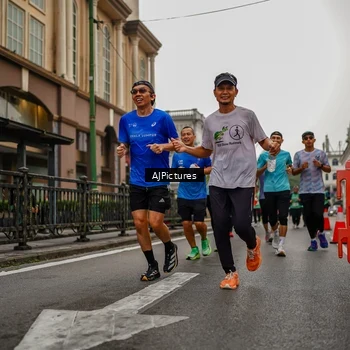 Runner Photo 8588570