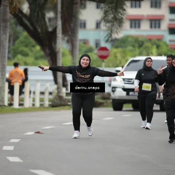 Runner Photo 8588629