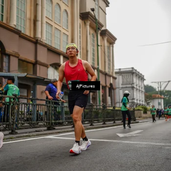 Runner Photo 8588643