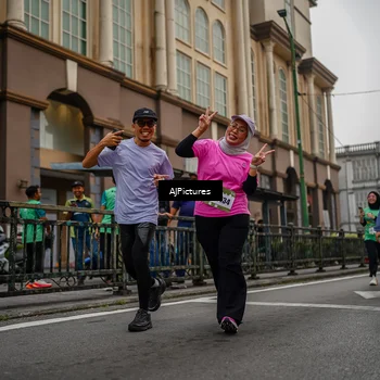 Runner Photo 8588654
