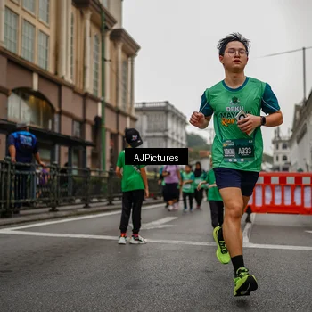 Runner Photo 8588665