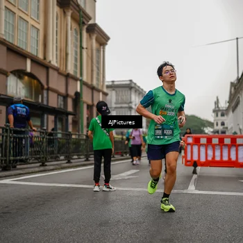 Runner Photo 8588667