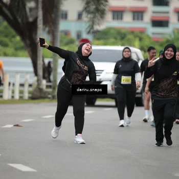 Runner Photo 8588703