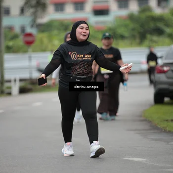 Runner Photo 8588705