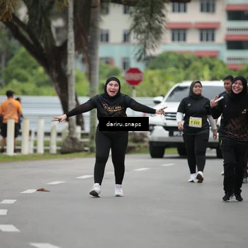 Runner Photo 8588764