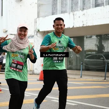 Runner Photo 8588873