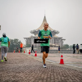 Runner Photo 8588878