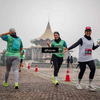 Runner Photo 8588903