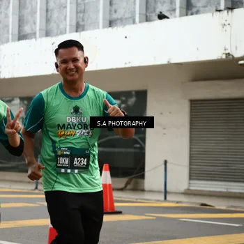 Runner Photo 8588907