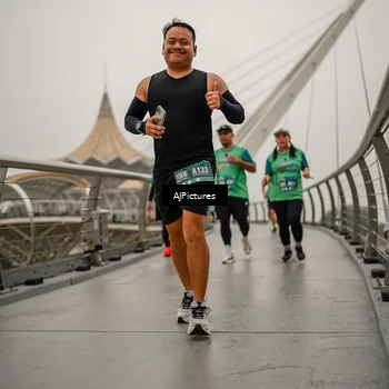 Runner Photo 8589000