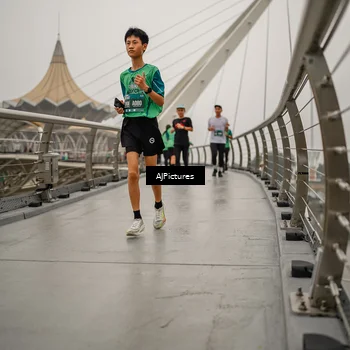 Runner Photo 8589026