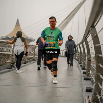 Runner Photo 8589039
