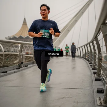 Runner Photo 8589041