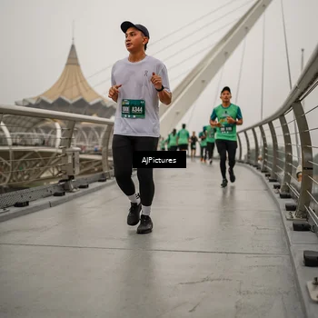 Runner Photo 8589043