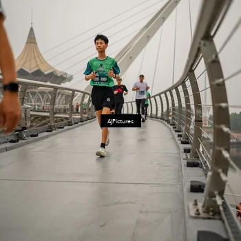Runner Photo 8589062