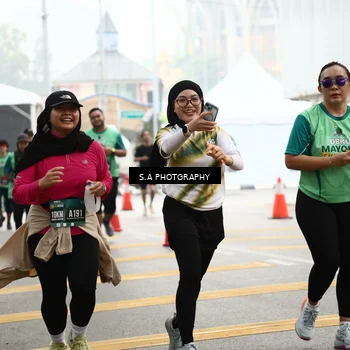 Runner Photo 8589071