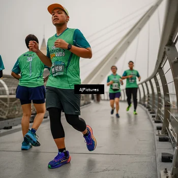 Runner Photo 8589072