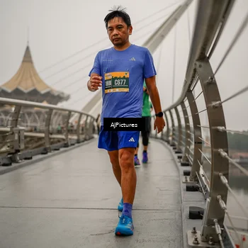 Runner Photo 8589084