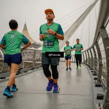 Runner Photo 8589085