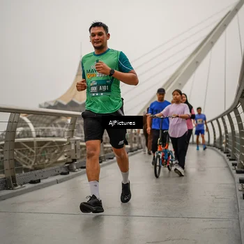 Runner Photo 8589090