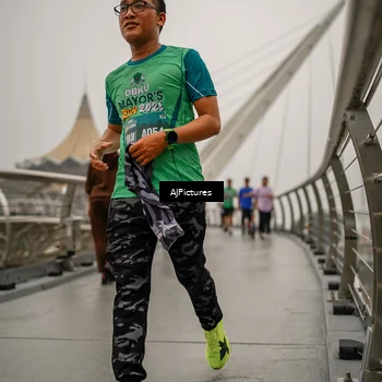 Runner Photo 8589092