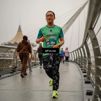 Runner Photo 8589103