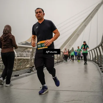 Runner Photo 8589110