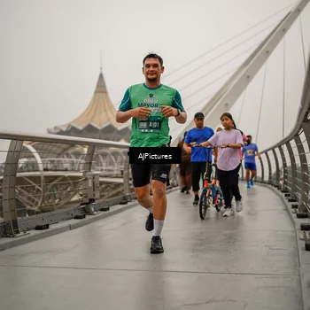 Runner Photo 8589111