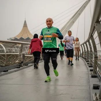 Runner Photo 8589154