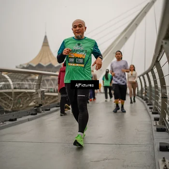 Runner Photo 8589157