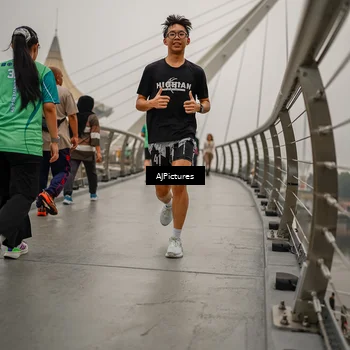 Runner Photo 8589166