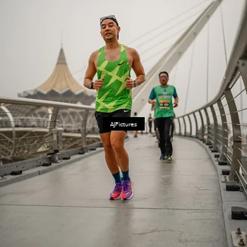 Runner Photo 8589195