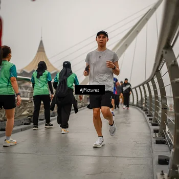 Runner Photo 8589233
