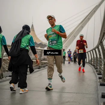 Runner Photo 8589241