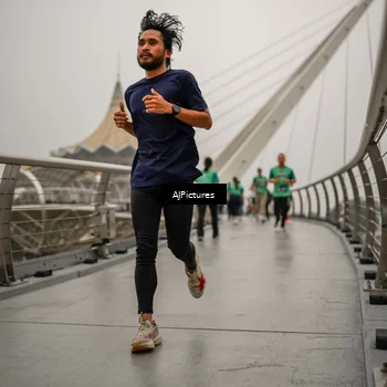 Runner Photo 8589249
