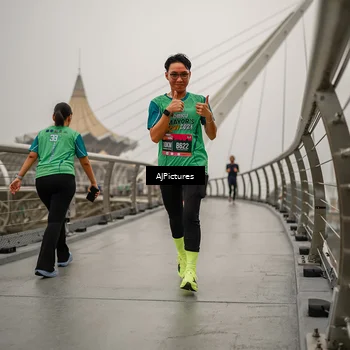 Runner Photo 8589254