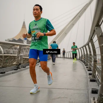 Runner Photo 8589261