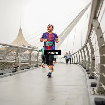 Runner Photo 8589272
