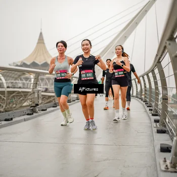 Runner Photo 8589284