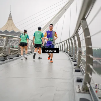 Runner Photo 8589289