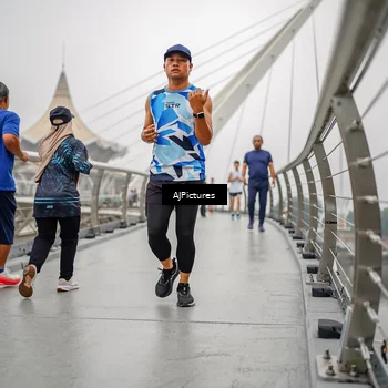 Runner Photo 8589290