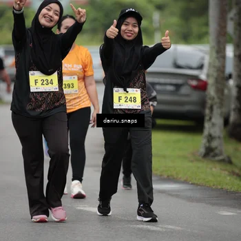 Runner Photo 8589293